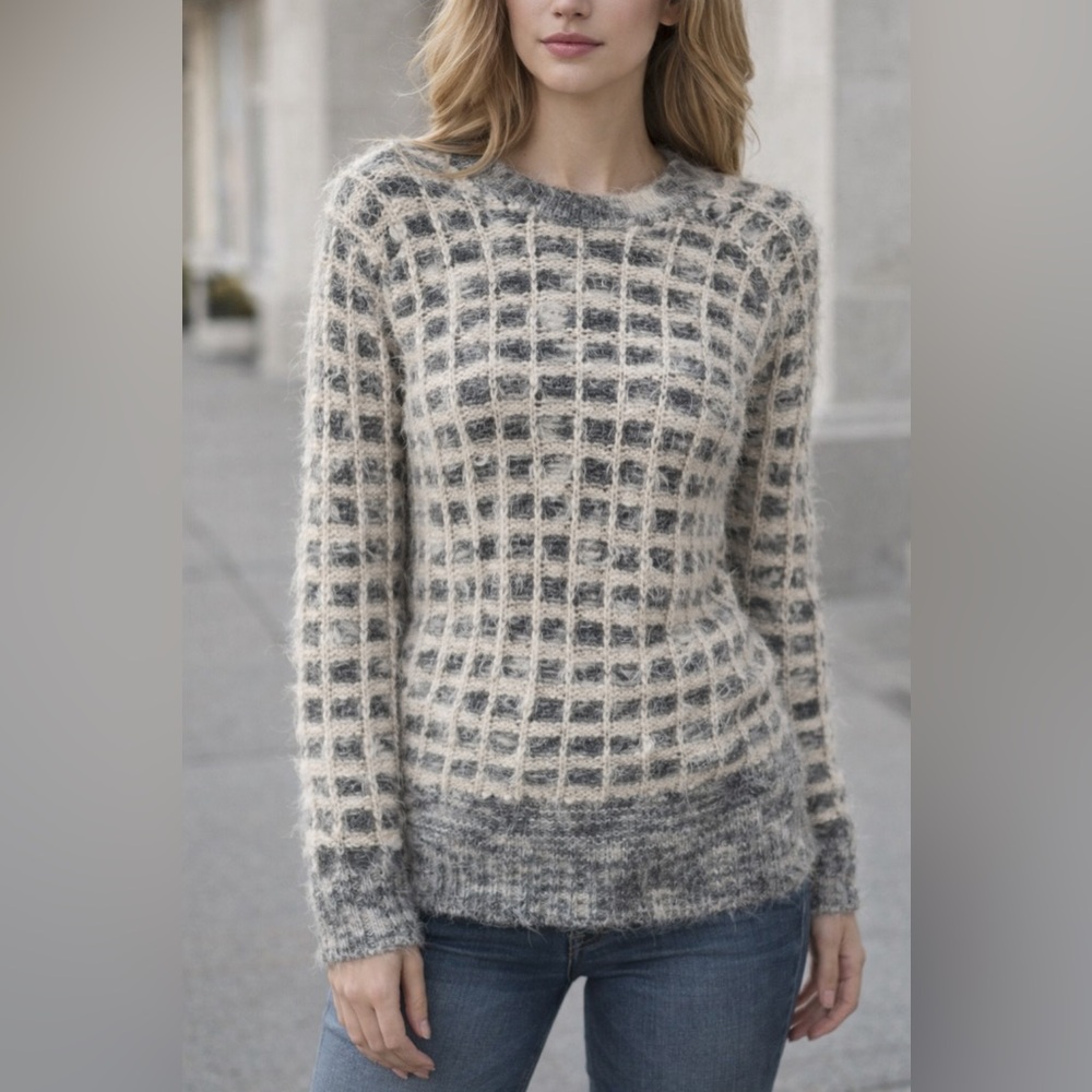 Kaktus Textured Fuzzy Knit Sweater | Cozy Neutral Grid Weave | Size Small